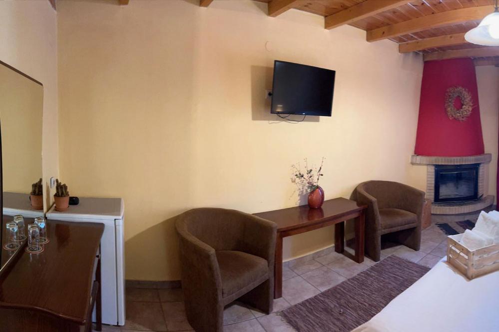 Guesthouse Teloni Vytina Esterno foto