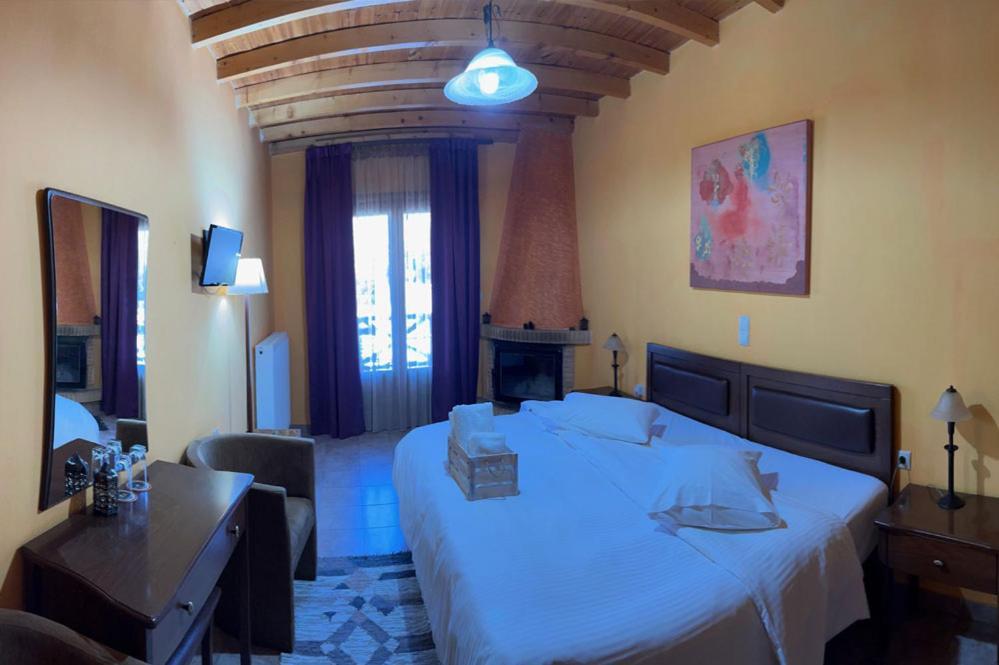 Guesthouse Teloni Vytina Esterno foto