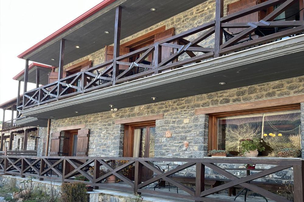 Guesthouse Teloni Vytina Esterno foto